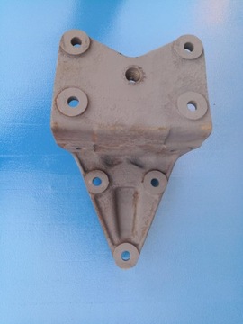 КРОНШТЕЙН ПРУЖИНЫ MAN F2000 81413013249