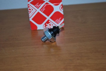 CZUJNIK CIŚNIENIA OLEJU AUDI A3 1.6 1.8 1.9 80B3