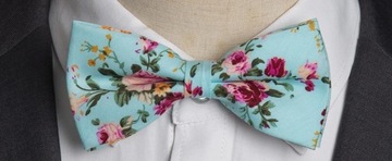 Красивый MUCH и мятный POCKET Square с яркими цветами