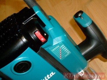 MAKITA RP2303FCXJ 2100W Фрезерный станок 12мм + рейка 1,5м