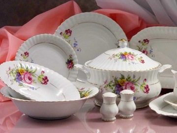 096 CUKIERNICA 300 IWONA CHODZIEŻ PORCELANA MALCER