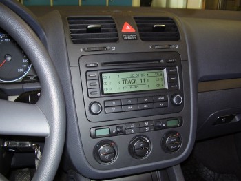 РАДИО ALPINE UTE-200BT Bluetooth VW PASSAT B6 T5