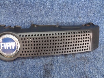 РЕШЕТКА РАДИАТОРА FIAT PANDA 2 II 03-12 УСЗК