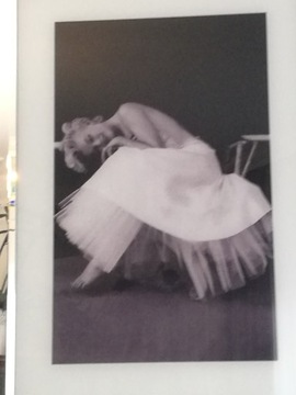 Obraz, Marilyn Monroe w lustrzanej ramie 76x56