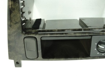 PANEL RAMKA ŚRODKOWA VOLVO V40 2.0 T