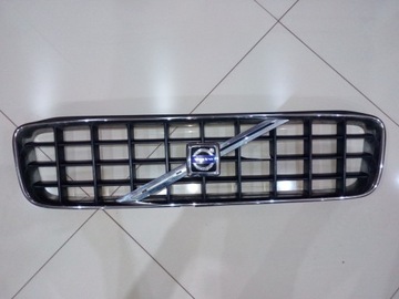 ATRAPA GRILL KRATKA VOLVO XC90 02-06 R.