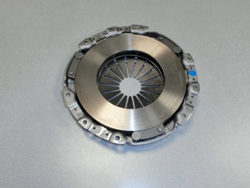 ДАВЛЕНИЕ СЦЕПЛЕНИЯ KIA K2500 HYUNDAI H1 H-100 H-200 41300-4A000