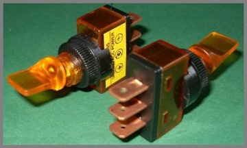 Выключатель с подсветкой LOLLICAK 12V YELLOW fv (0346)