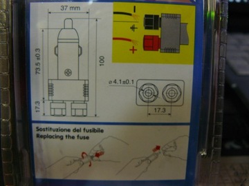 РОЗЕТКИ ПРИЖИГАЛКИ BANANA 12/24V 004