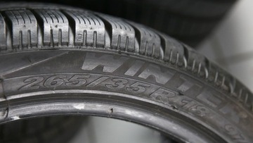 Pirelli Передние и задние 265/35/ZR18