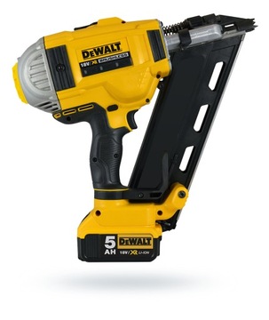 NAILER DCN692P2 18 В 2 аккумулятора 5 Ач XR DeWALT +DS400