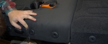 AUDI A2 99-05 POKROWCE NA FOTELE SAMOCHODOWE WELUR