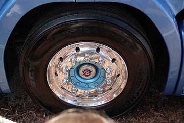 Nabłyszczacz Czernidło Płyn DO OPON 5L CARVALET