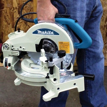 Торцовочная пила MAKITA LS1040 + стол WST05