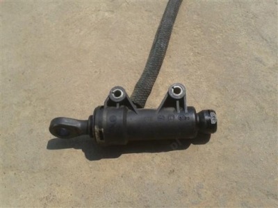 Помпа зчеплення bmw 3 e46 215211638992 фото №1