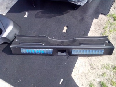 Молдинг завантажувальний na поріг багажника renault kadjar фото №1