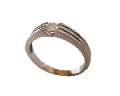 Ekskluzywny pierścionek z brylantem 0.20 ct SI1/H