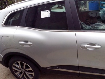 Двері задні праве renault kadjar фото №1