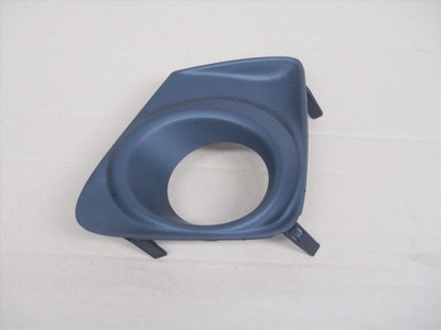 Corolla e15 09-13 решётка заглушка противотуманная фара бампера фото №1