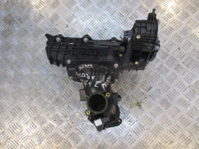 Cla 117 колектор впускний  1050km mercedes фото №1