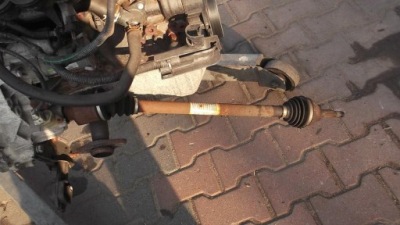 Привідний вал правий довга peugeot 1007 citroen c2 c3 фото №1