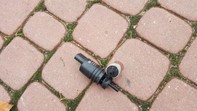 Насос омивача opel astra iv j 13250357 фото №1