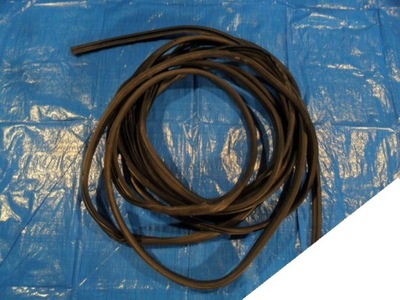 Vw amarok прокладка двері лівий задня фото №1