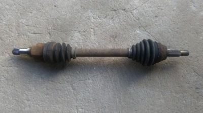 Mazda 2 02-07 1.4 b приводной вал левая фото №1