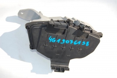 Корпус коробка запобіжників audi a6 4g0 lift фото №1