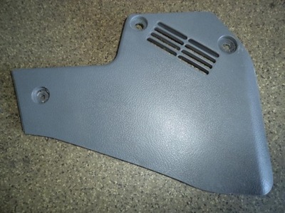 Carens ii 2 заглушка захист корпус пластик решітка фото №1