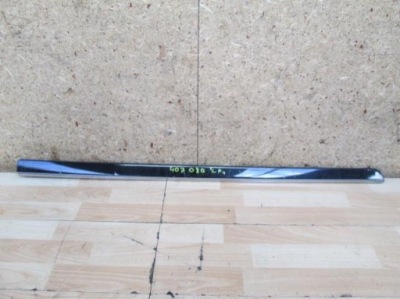 Молдинг двері лівий перед peugeot 407 08r фото №1