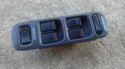 Suzuki liana переключатель стекло левый передний фото №1