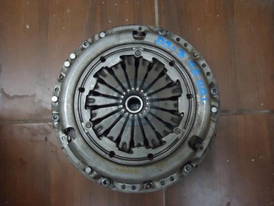 Колесо двомасовий зчеплення citroen c3 ds3 1.6hdi фото №1