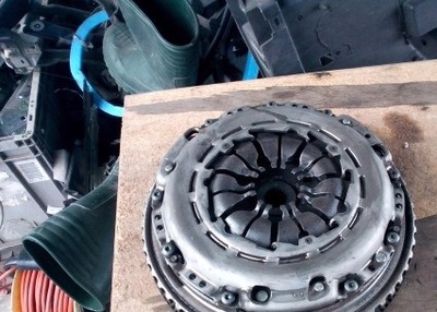 Зчеплення комплект dacia duster lodgy dokker 1.2 tce фото №1