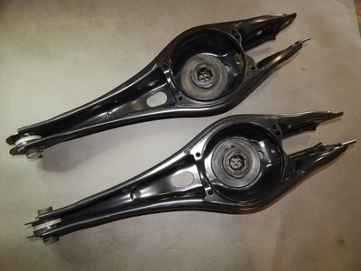 Skoda kodiaq важіль задня 3q0505311e фото №1