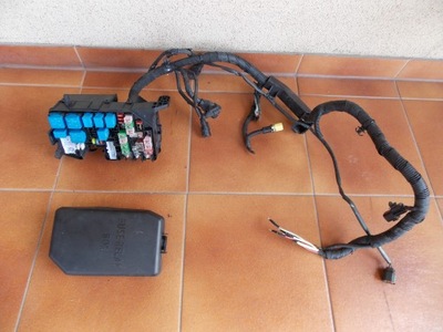 Kia rio ii 1.5 crdi коробка запобіжників джгут фото №1