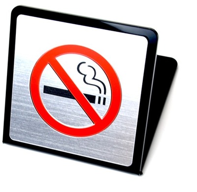 Tabliczka, stojak, zakaz palenia.