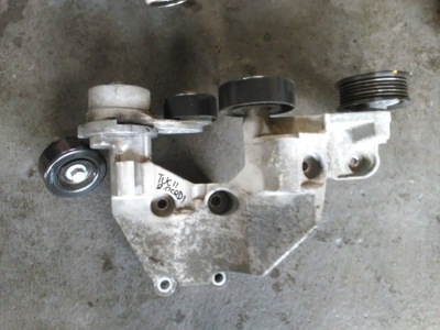 Hyundai tucson ii iii 2015-19 2.0crdi кронштейн кронштейн кронштейн генератор фото №1