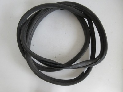 Prius iv прокладка двері передніх лівий перед фото №1