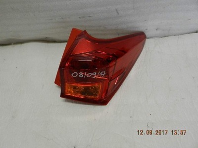 Toyota auris ii kombi 12-14 лампа led задня права фото №1