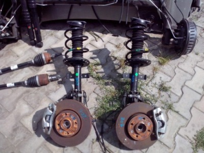 Поворотный кулак амортизационная стойка правый амортизатор renault zoe фото №1