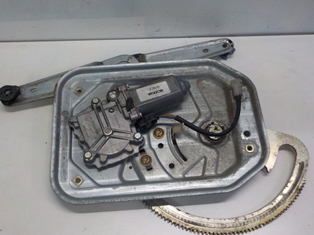 Scania r підйомник скло правий фото №1