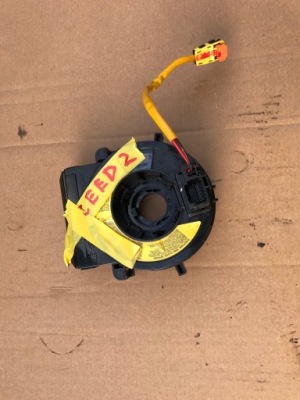 Лента srs подушка безопасности шлейф kia cee'd ii 2012 фото №1