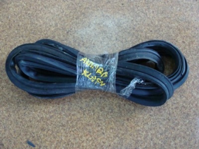 Opel antara 08r прокладка багажника фото №1