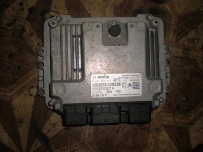 Renault dacia бортовий комп'ютер 0281014444 фото №1