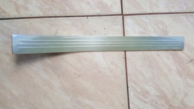 Молдинг поріг правий задня mercedes s w221 фото №1