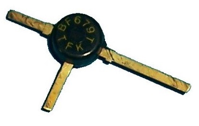 Tranzystor ___ BF679T __ Telefunken