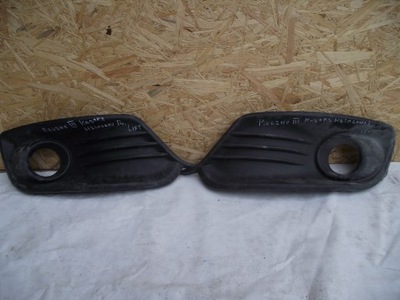 Решётка бампера левый/правый renault megane 3 рестайлинг  2013- фото №1