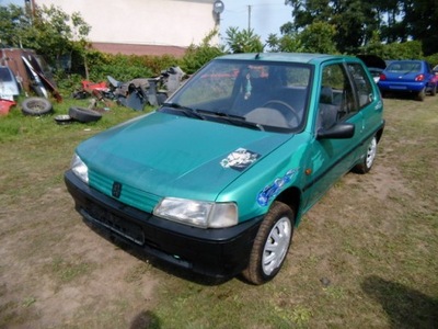 Peugeot 106 скло лобове передня передні фото №1
