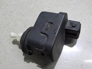 Multipla моторчик регулювання лампи фото №1